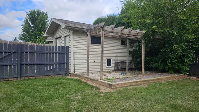 $649,000 | 242 Kiesner Drive, Chilton, WI 53014