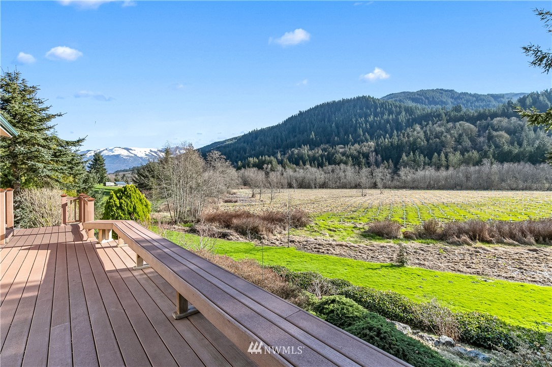 4411 Park Road Sedro-Woolley, WA 98284 - Photo 1 of 40 Gallery Image 1