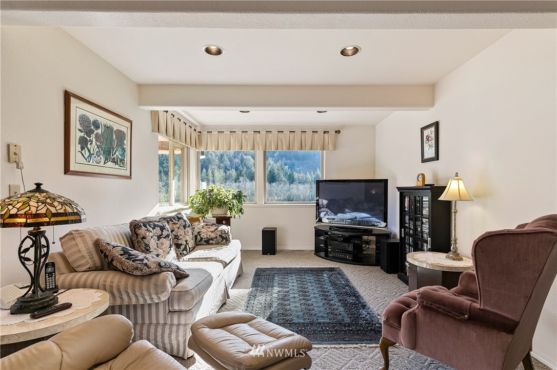 4411 Park Road Sedro-Woolley, WA 98284 - Photo 26 of 40 Gallery Image 26