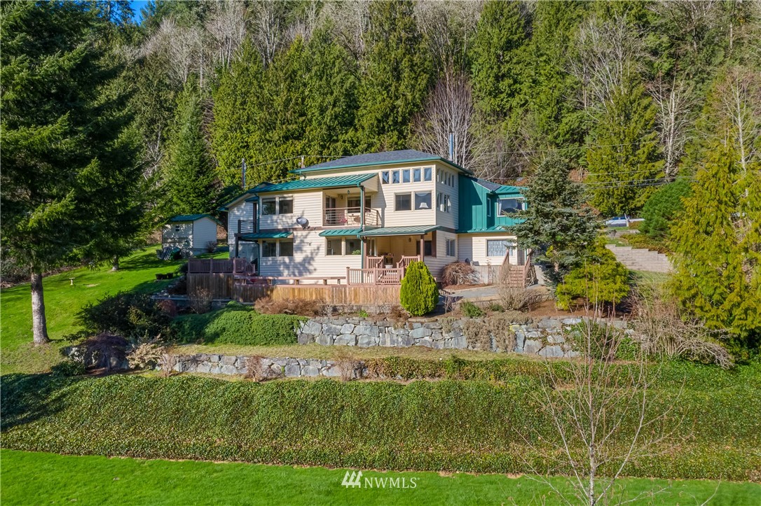 4411 Park Road Sedro-Woolley, WA 98284 - Photo 4 of 40 Gallery Image 4