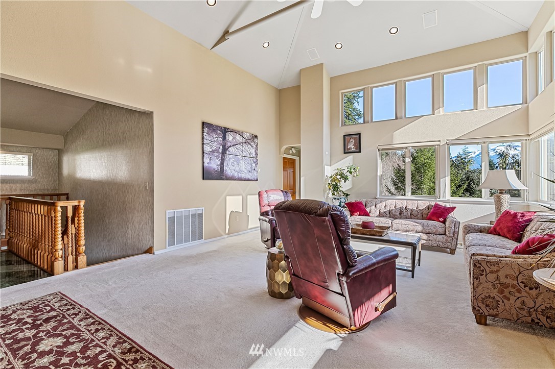 4411 Park Road Sedro-Woolley, WA 98284 - Photo 9 of 40 Gallery Image 9