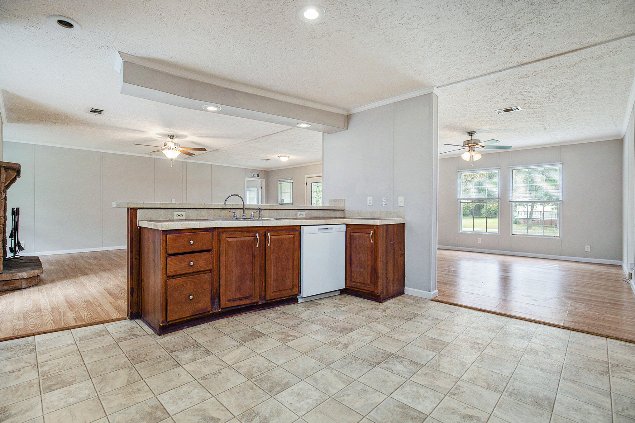 261 Rogers Road St. Stephen, SC 29479 - Photo 11 of 31 009_r6_1698-3