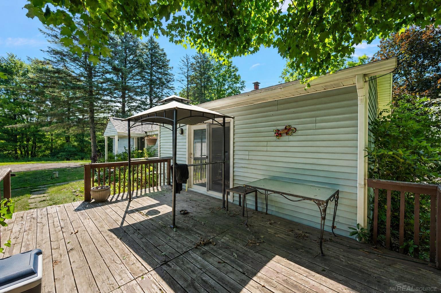 149 East Hunters Creek Road Lapeer, MI 48446 - Photo 56 of 71 50215016-e172d636-6614-4838-8d24-b84d246378d5.JPG