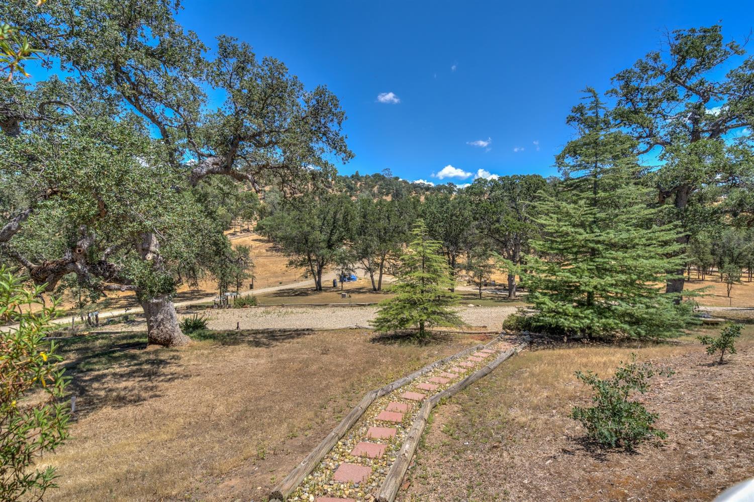 33166 Vetoll Road Coarsegold, CA 93614 - Photo 40 of 61 Gallery Image 40