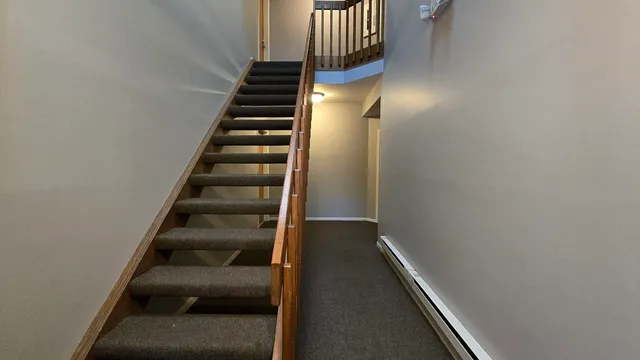 $259,900 | 1241 Ballantrae Place, Unit E, Mundelein, IL 60060