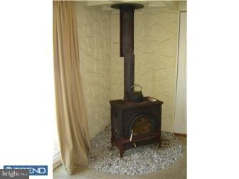 448 North Forklanding Road Maple Shade, NJ 08052 - Photo 6 of 10 Fireplace