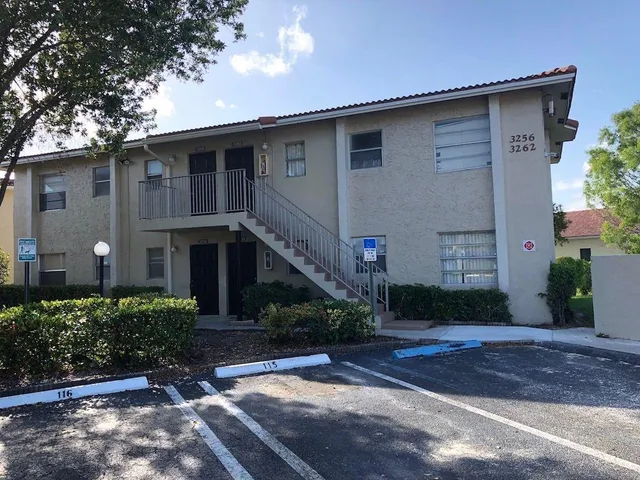 $169,000 | 3262 Coral Ridge Drive, Unit 3262, Coral Springs, FL 33065