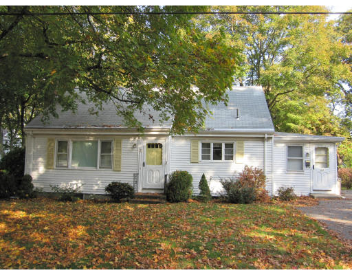 17 Cavanaugh Road Framingham, MA 01701 - Photo 1 of 10 Gallery Image 1