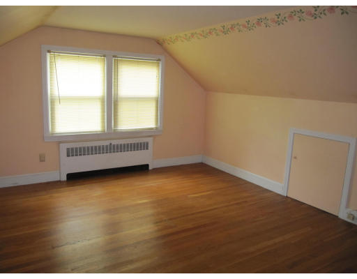 17 Cavanaugh Road Framingham, MA 01701 - Photo 10 of 10 Gallery Image 10