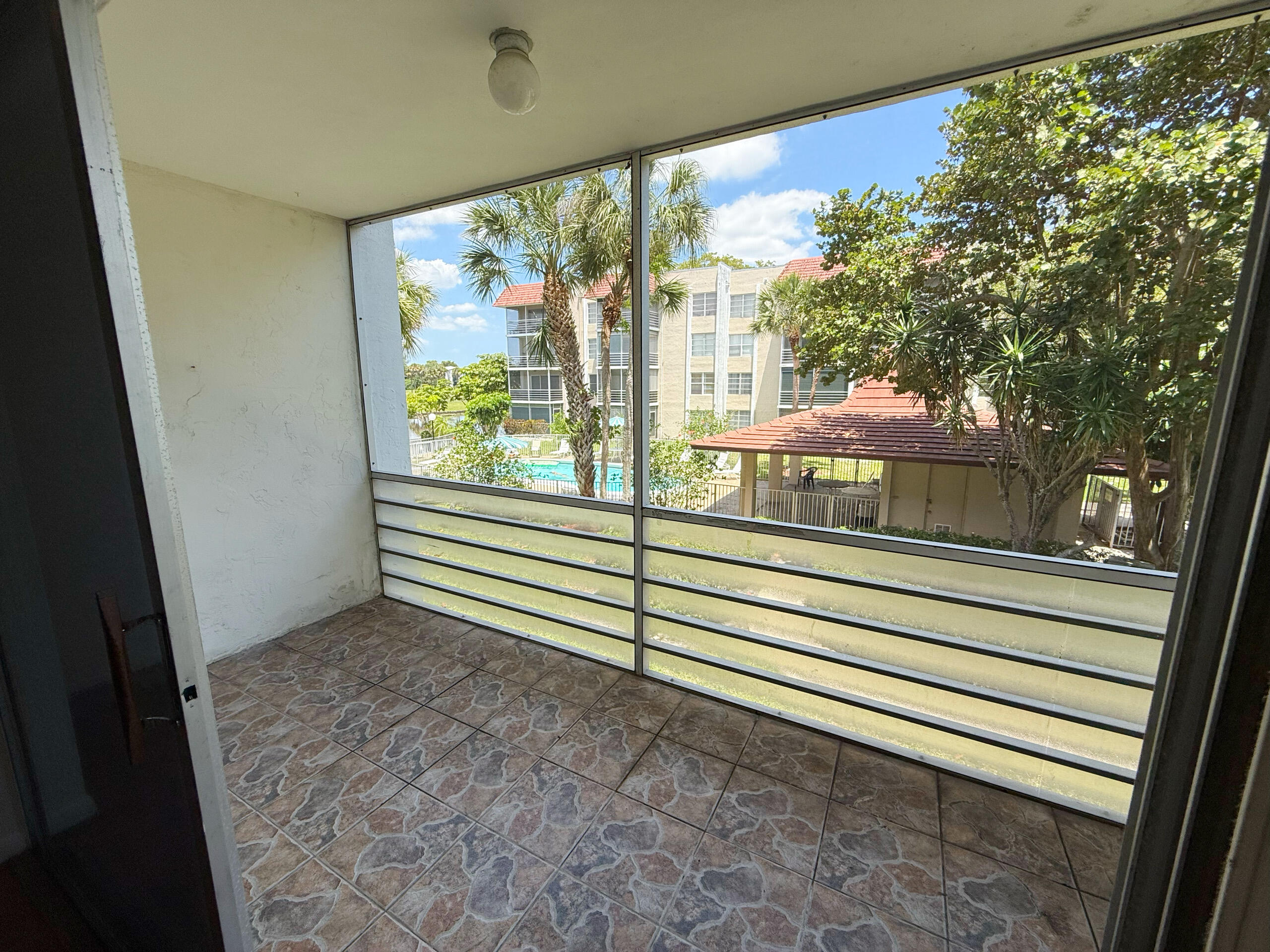 3776 Inverrary Boulevard, Unit 204R Lauderhill, FL 33319 - Photo 11 of 16 setty_130
