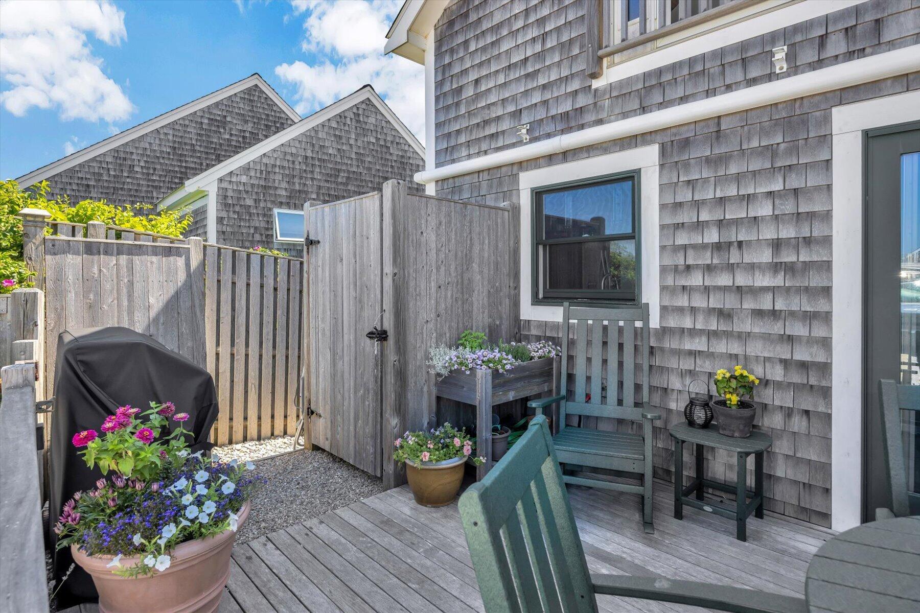 503 Shore Road, Unit 19 Truro, MA 02666 - Photo 7 of 39 10-889A8750