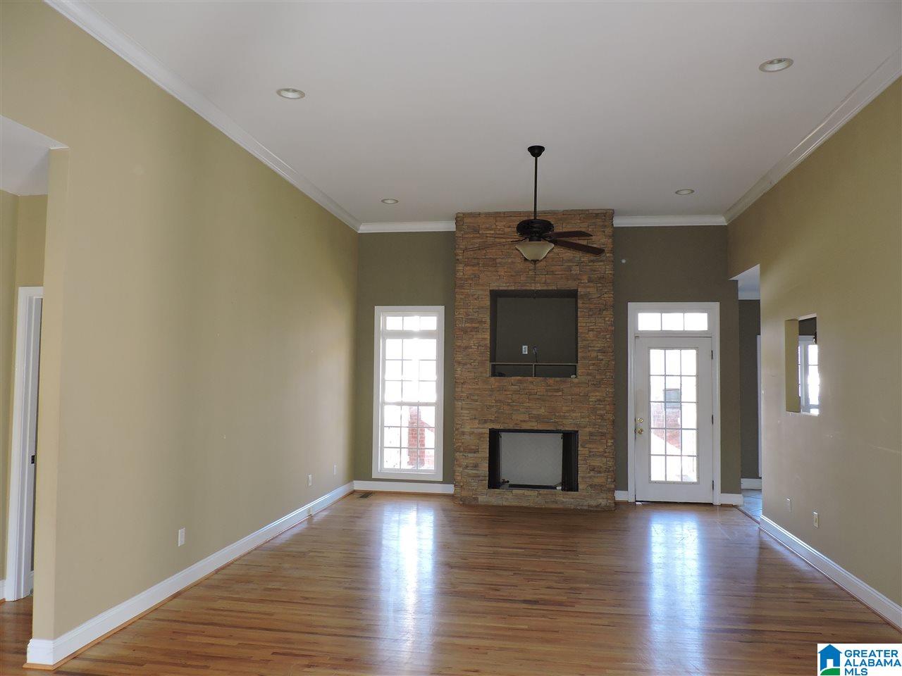 9018 Autumn Lane Warrior, AL 35180 - Photo 4 of 7
