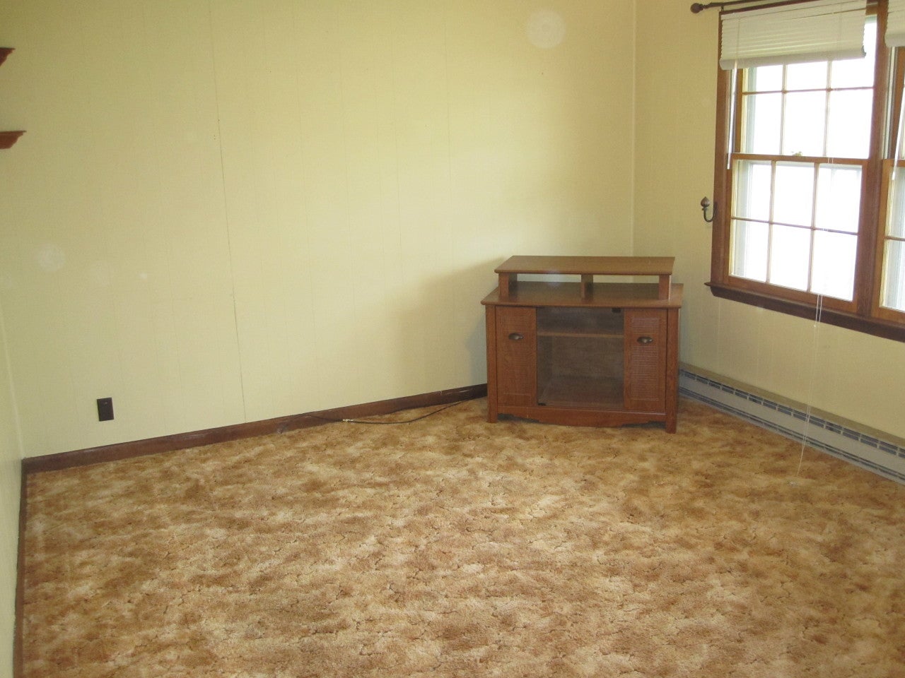 3 Pyne Street Union, WV 24983 - Photo 6 of 12 Large spacous room