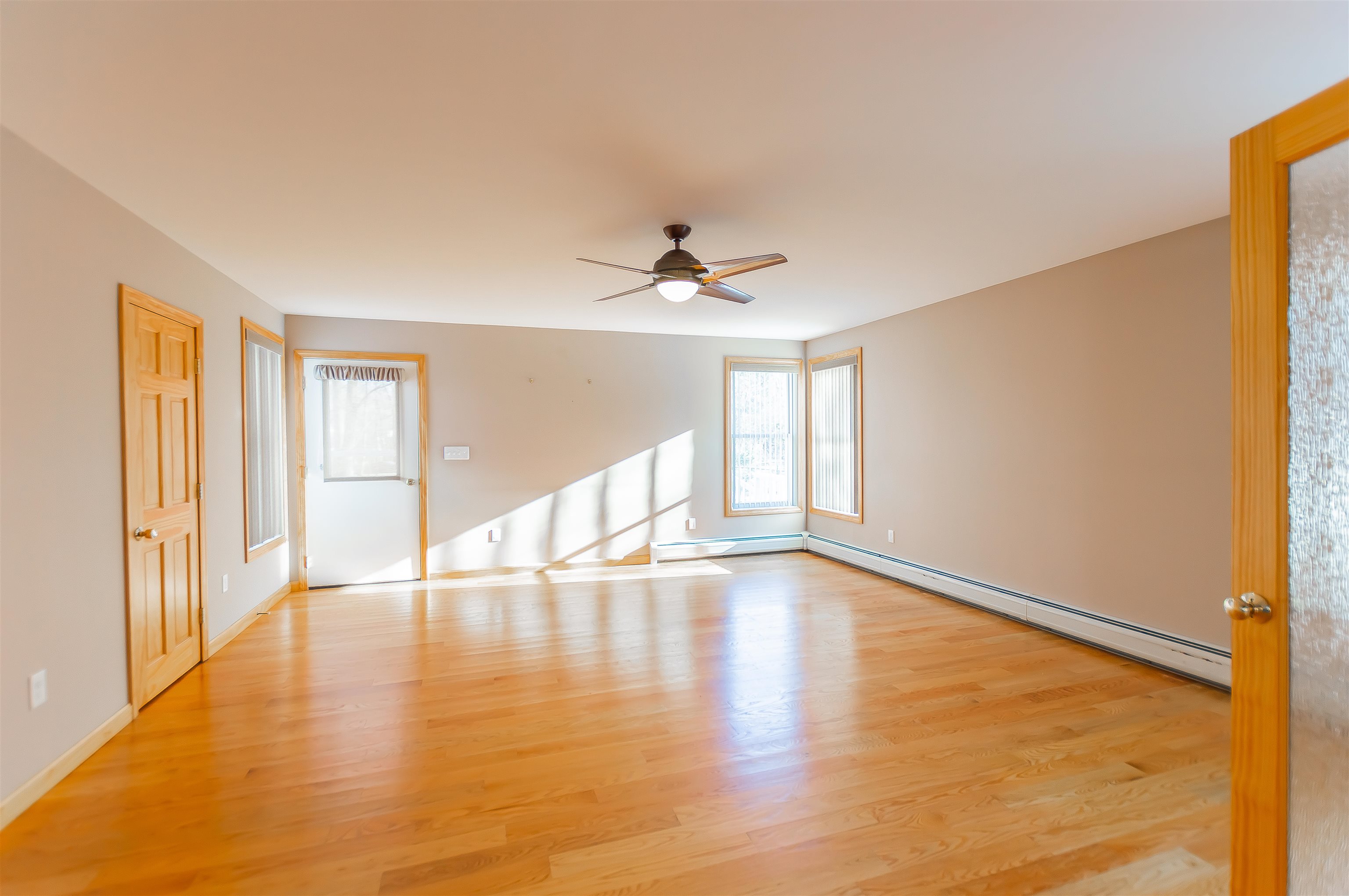 186 High Range Road Londonderry, NH 03053 - Photo 19 of 40 Gallery Image 19