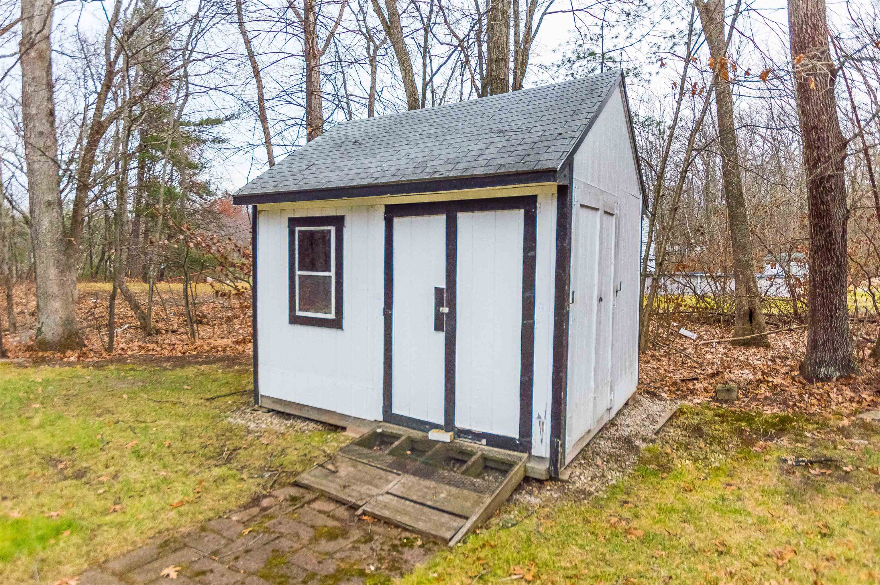 186 High Range Road Londonderry, NH 03053 - Photo 38 of 40 Gallery Image 38