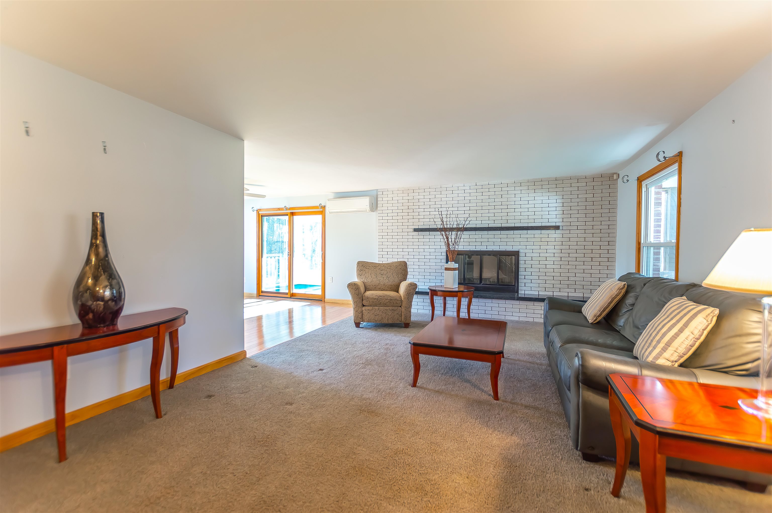 186 High Range Road Londonderry, NH 03053 - Photo 8 of 40 Gallery Image 8