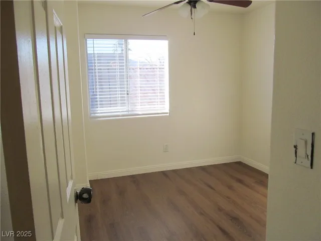 $2,600 | 9125 Sparklewood Court, Las Vegas, NV 89129