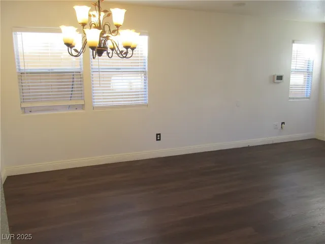 $2,600 | 9125 Sparklewood Court, Las Vegas, NV 89129