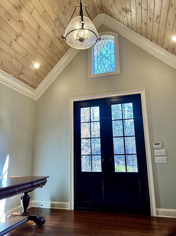 392 Baughn Road Jasper, AL 35503 - Photo 4 of 40 Foyer with vaulted wood ceiling.