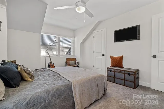 $2,445 | 204 MONARCH Crk Lane, Unit N, Charlotte, NC 28206