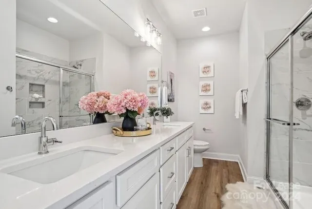 $2,445 | 204 MONARCH Crk Lane, Unit N, Charlotte, NC 28206