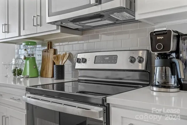 $2,445 | 204 MONARCH Crk Lane, Unit N, Charlotte, NC 28206