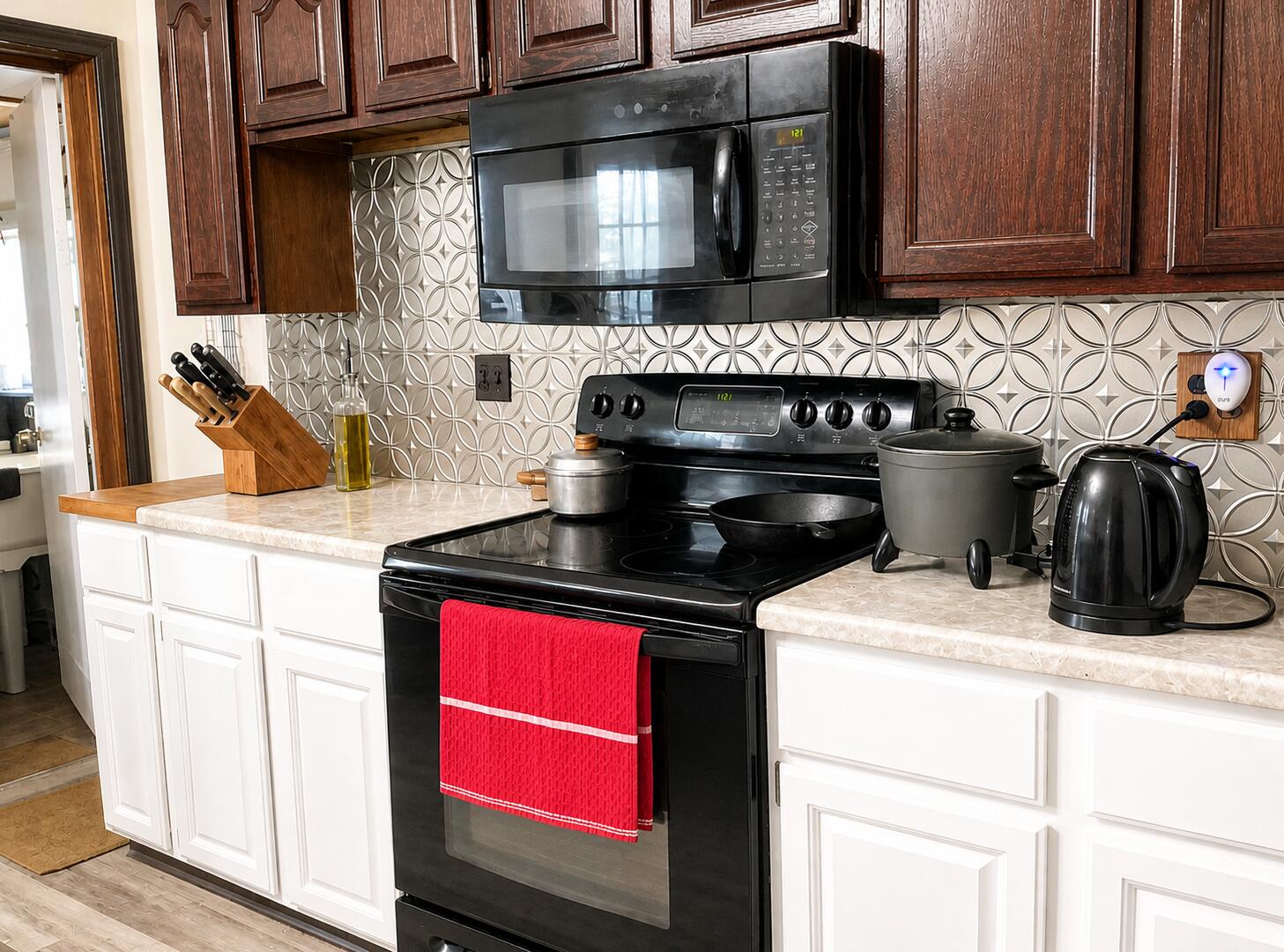 5 Epworth Street Presque Isle, ME 04769 - Photo 2 of 25 counter