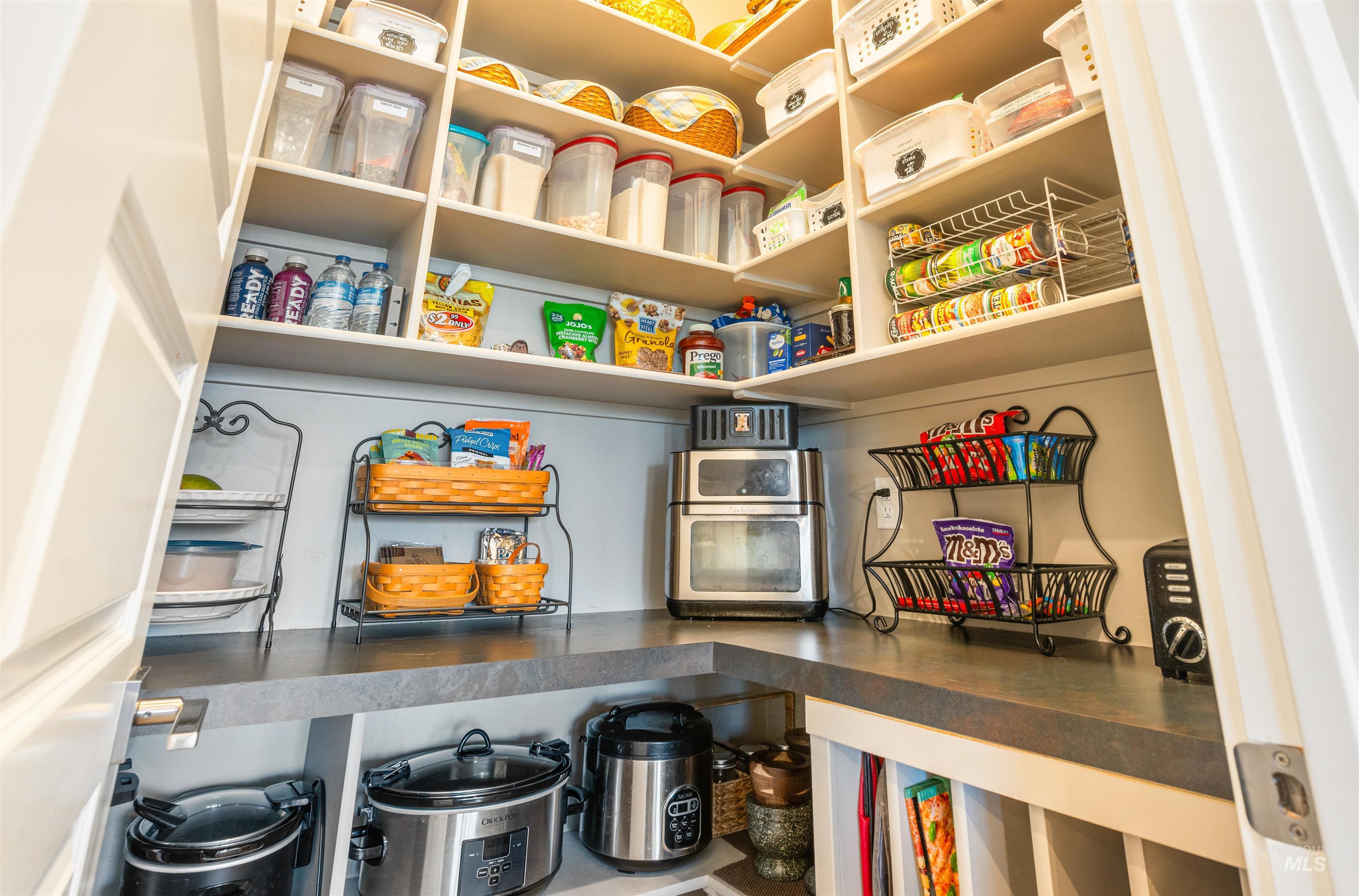 4676 South Abbot Meridian, ID 83642 - Photo 28 of 49 View of pantry