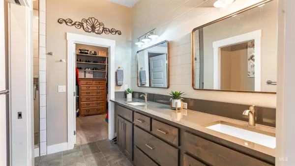 $699,999 | 4676 South Abbot, Meridian, ID 83642