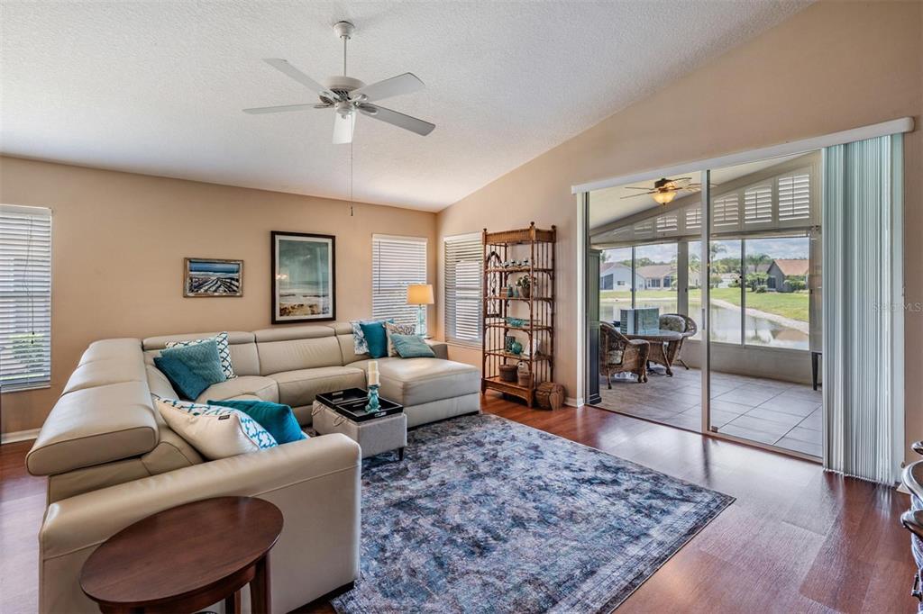1032 Dustan Place Trinity, FL 34655 - Photo 7 of 51