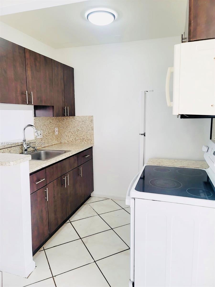 1500 North Congress Avenue, Unit A318 West Palm Beach, FL 33401 - Photo 10 of 17