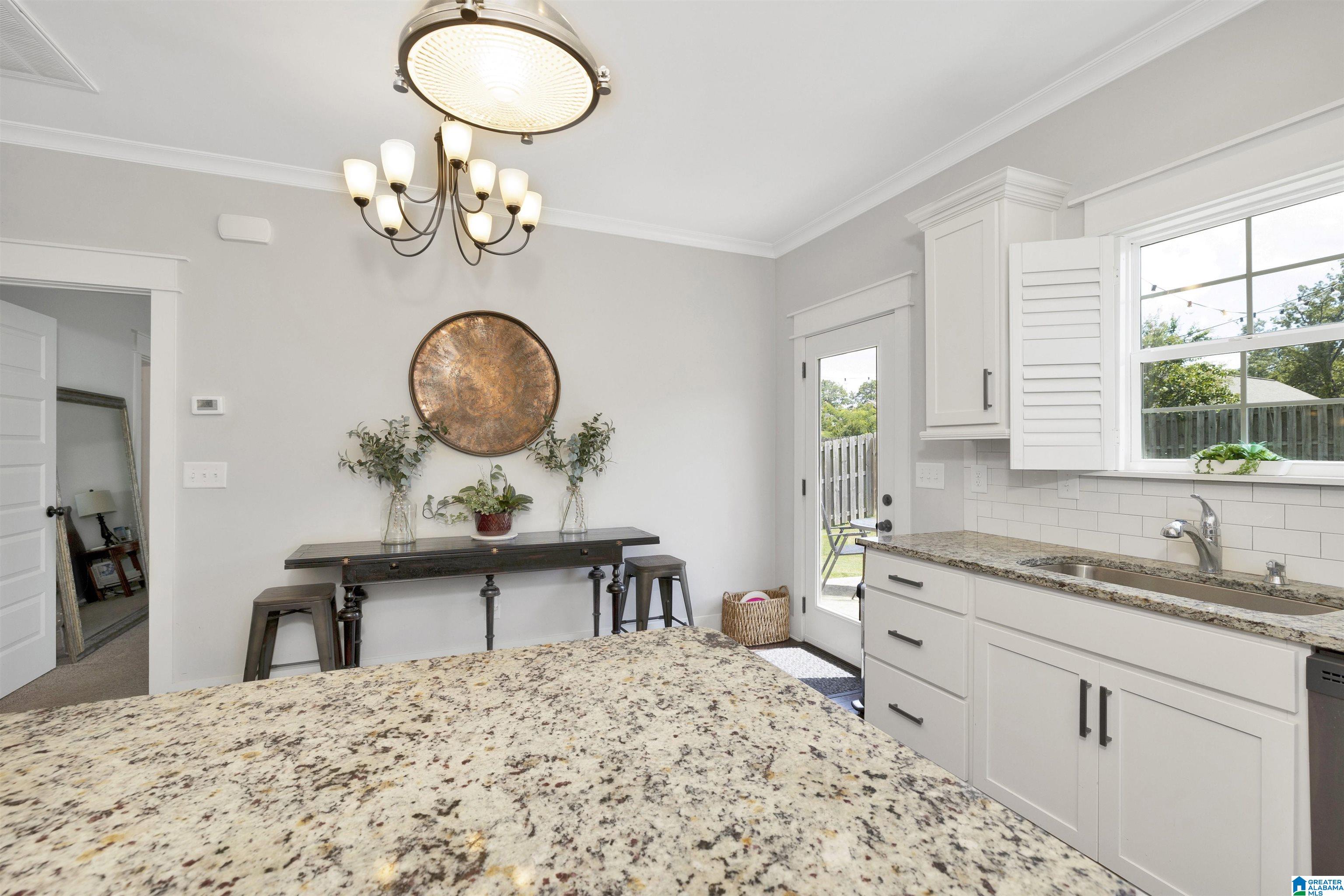 2889 Montevallo Park Road Birmingham, AL 35210 - Photo 15 of 35