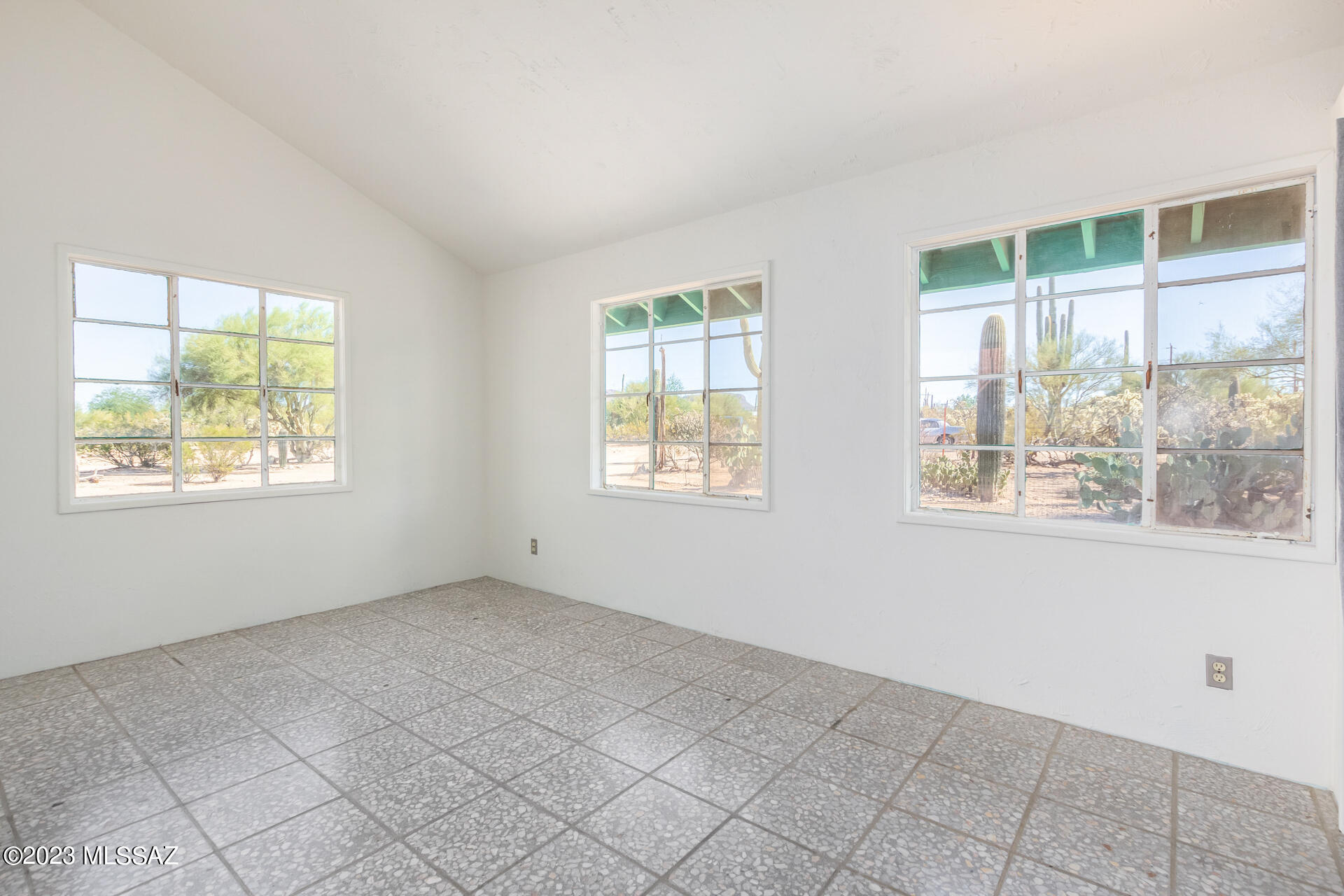 10750 West Ina Road Tucson, AZ 85743 - Photo 19 of 49 Gallery Image 19