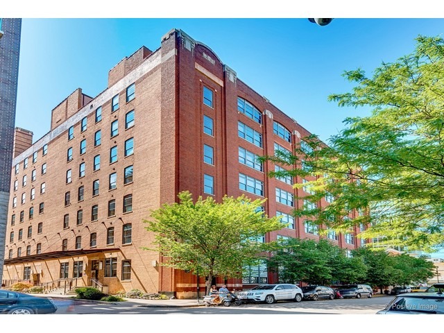14 North Peoria Street, Unit 3H Chicago, IL 60607 - Photo 1 of 24