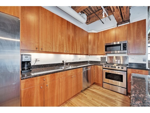 14 North Peoria Street, Unit 3H Chicago, IL 60607 - Photo 11 of 24