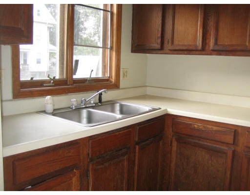 65-67 Oak Street Springfield, MA 01151 - Photo 2 of 4