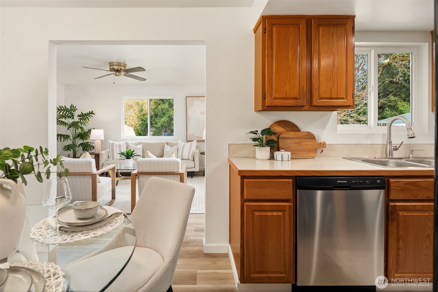 19210 29th Avenue Southeast Bothell, WA 98012 - Photo 11 of 28