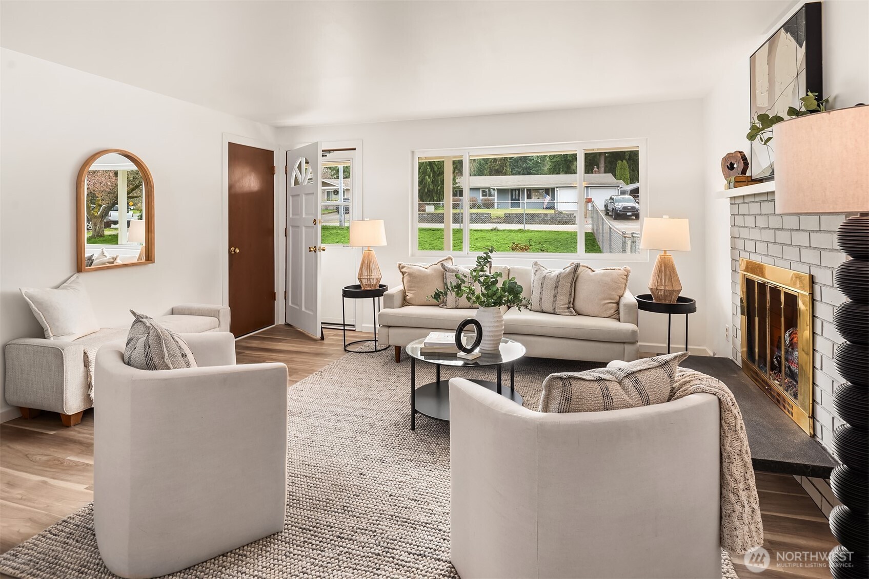 19210 29th Avenue Southeast Bothell, WA 98012 - Photo 4 of 28