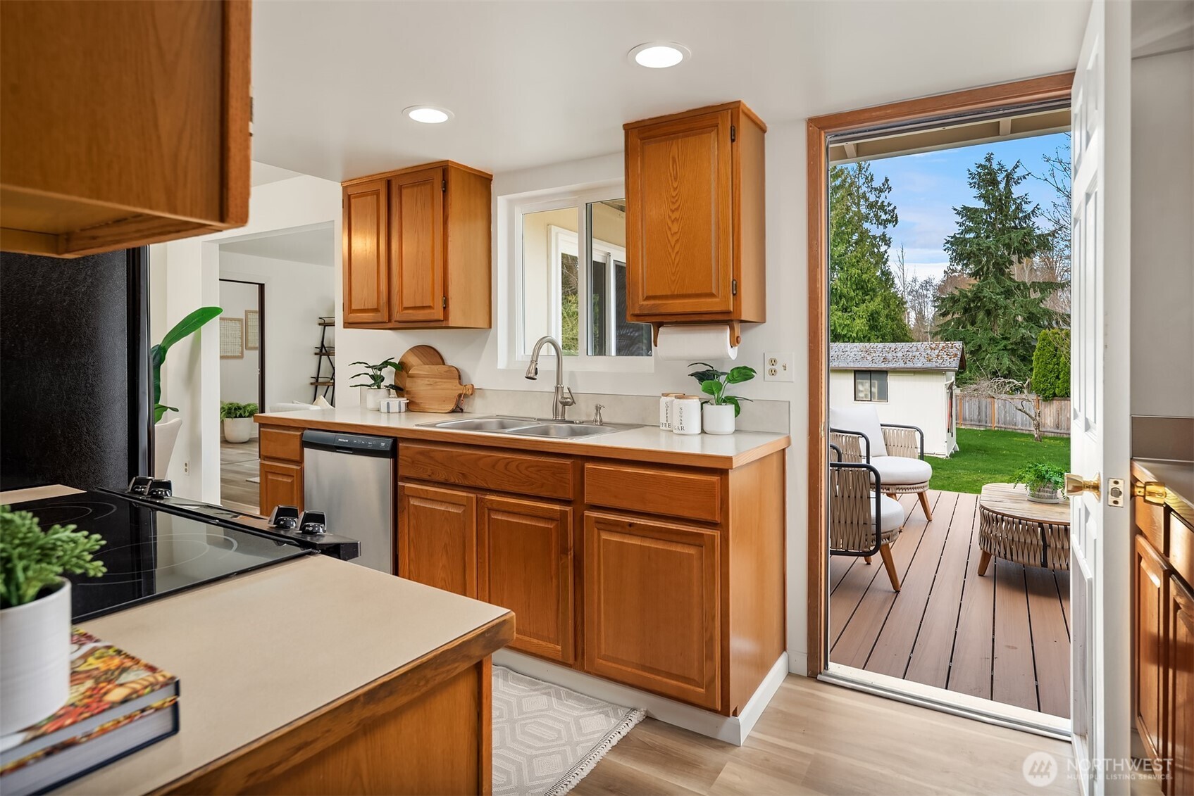 19210 29th Avenue Southeast Bothell, WA 98012 - Photo 9 of 28