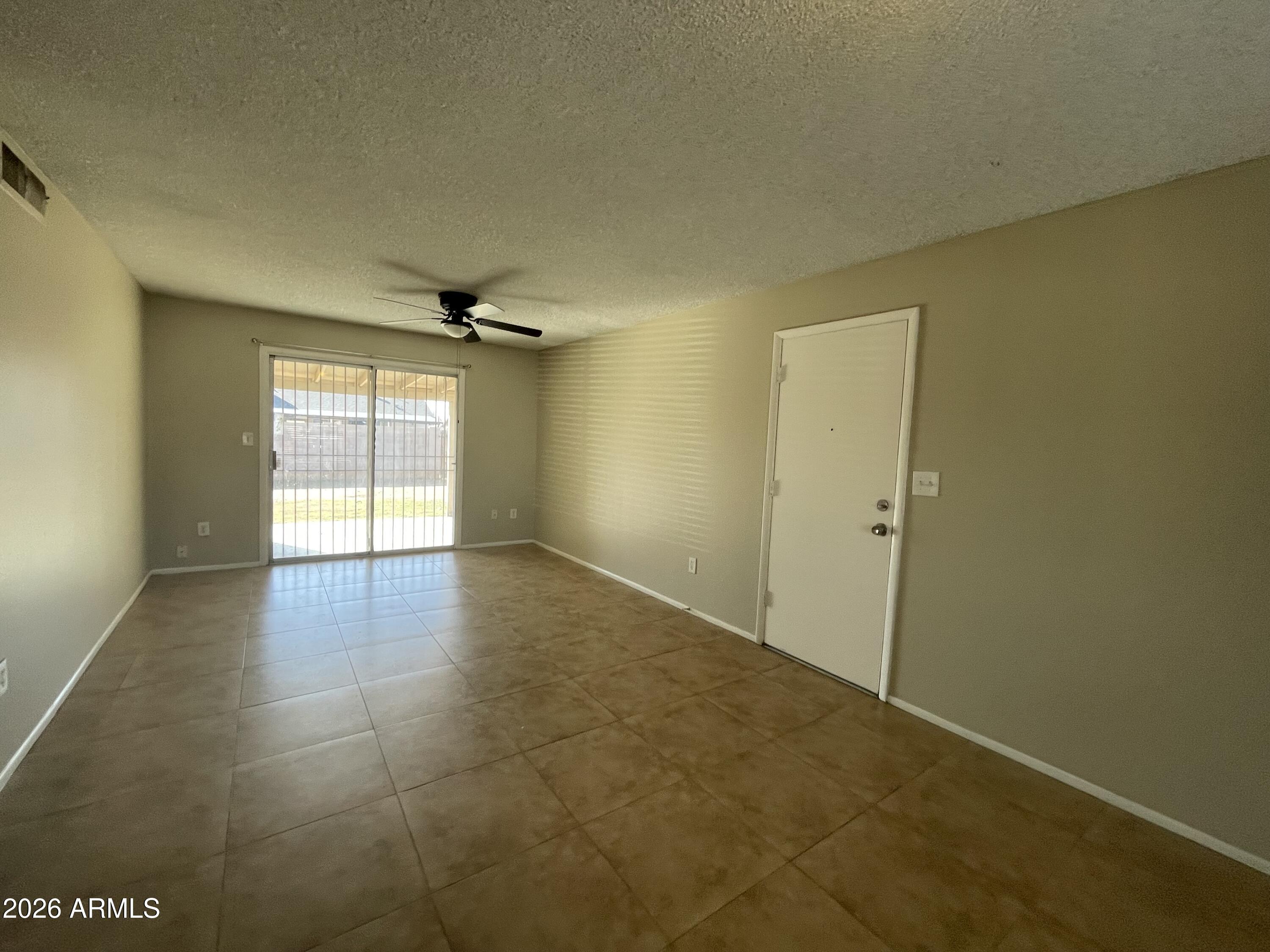 5337 West Berkeley Road Phoenix, AZ 85035 - Photo 13 of 20 Living room view