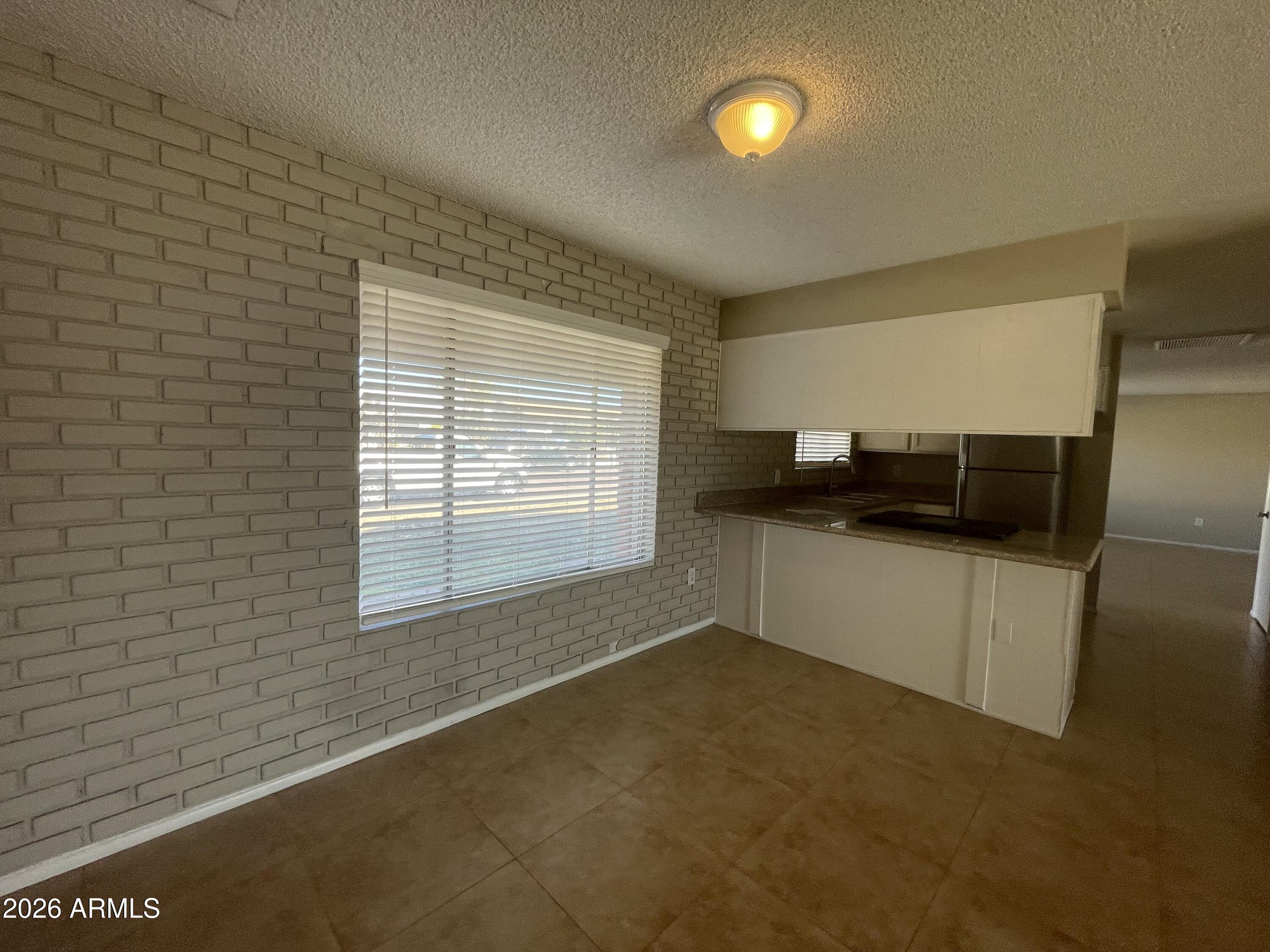 5337 West Berkeley Road Phoenix, AZ 85035 - Photo 10 of 20 Dining area 2