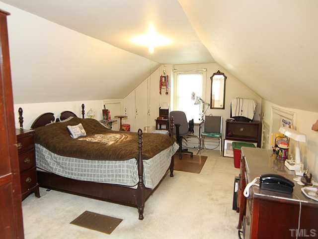 34 Daisy Street Raleigh, NC 27607 - Photo 10 of 13