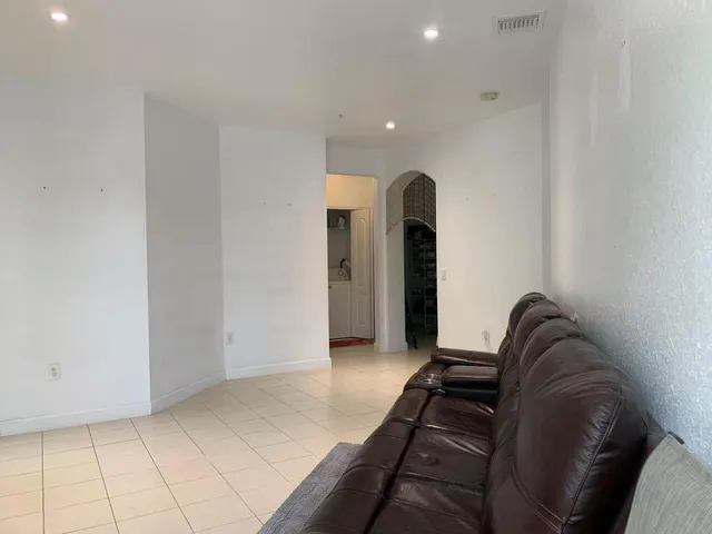 $298,000 | 1125 Shoma Drive, Royal Palm Beach, FL 33414