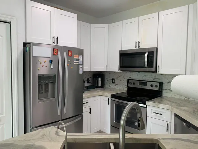 $298,000 | 1125 Shoma Drive, Royal Palm Beach, FL 33414