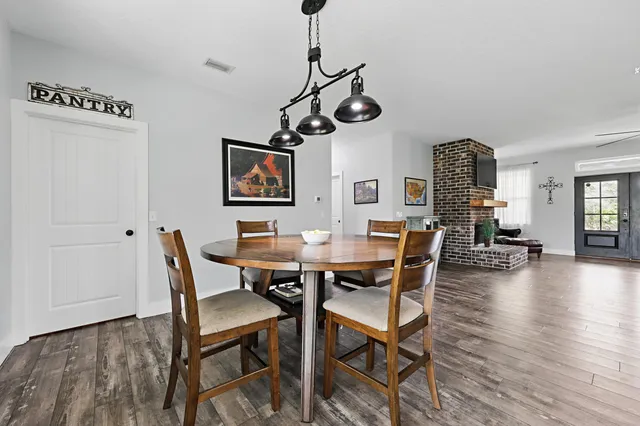 $895,000 | 290 Federal Point Road, East Palatka, FL 32131