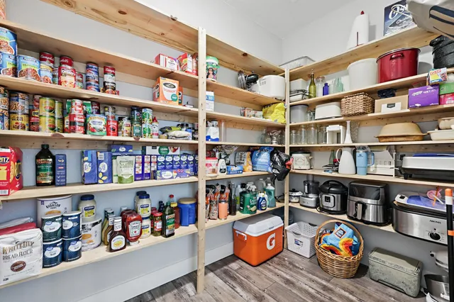 $895,000 | 290 Federal Point Road, East Palatka, FL 32131