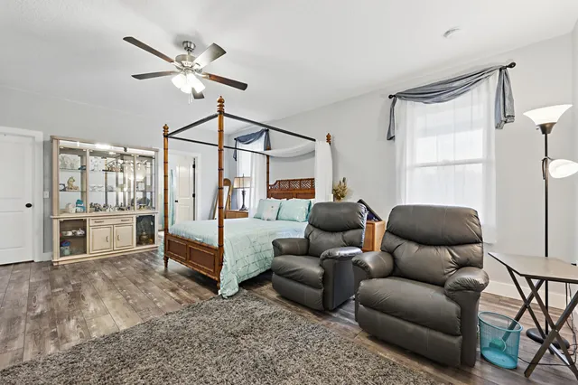 $895,000 | 290 Federal Point Road, East Palatka, FL 32131