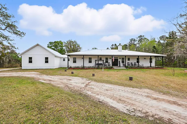 $895,000 | 290 Federal Point Road, East Palatka, FL 32131