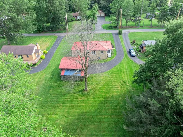$230,000 | 105 Eakin Drive, Beaver, PA 15009
