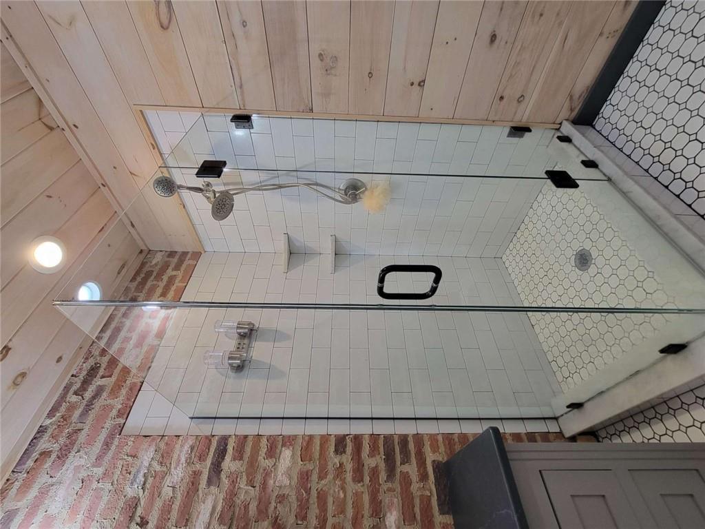 550 East Main Street, Unit 201 Blue Ridge, GA 30513 - Photo 13 of 40